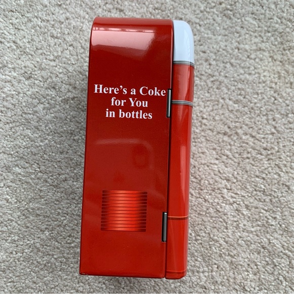 Coca-Cola Vending Machine Tin Bank - Picture 5 of 8